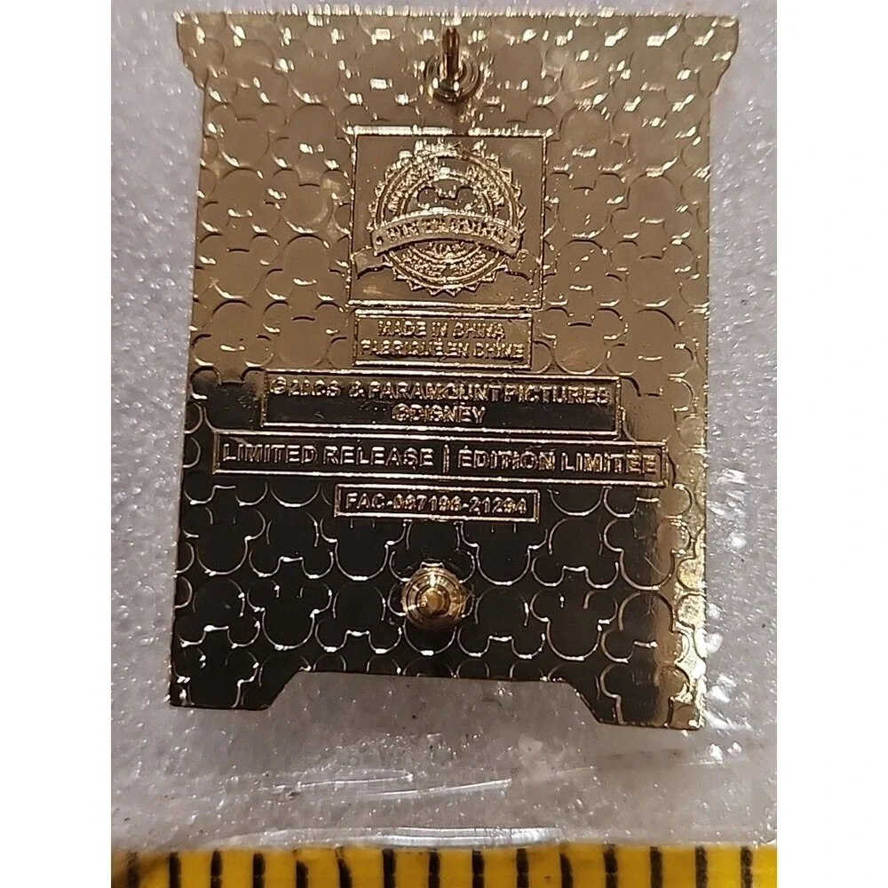 Disney Pin Titanic Heart of the Ocean Hinged Safe 25th Anniversary DS 153446